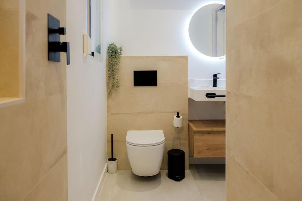 Atico Exclusivo Con Terraza En Santa Catalina Apartment Seville Exterior photo